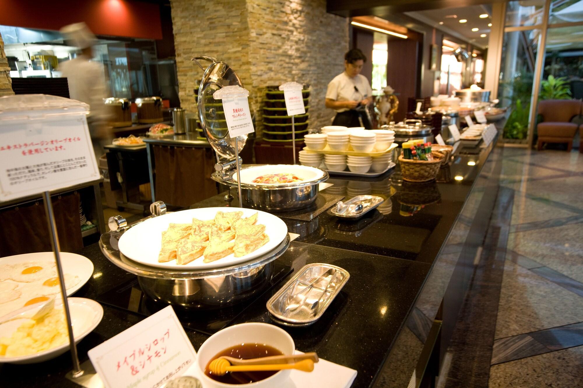 Okinawa Kariyushi Urban Resort Naha Exterior foto